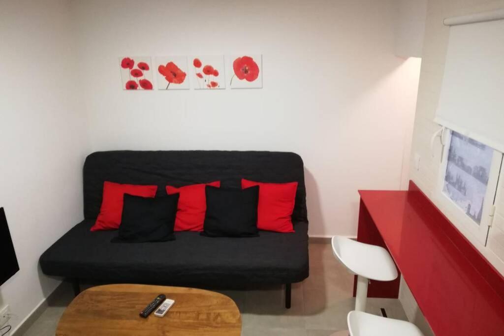 M1 Cool Loft 1 Min Walk To Metro 15 Min Center By Metro Lejlighed Esplugues de Llobregat Eksteriør billede